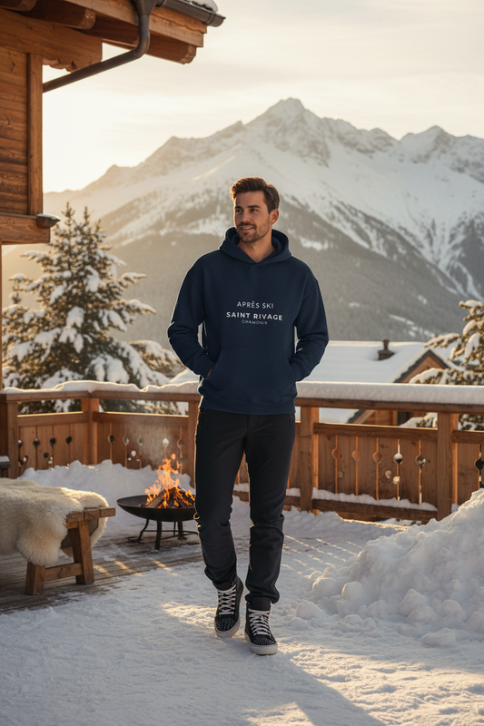 Navy - lifestyle
